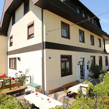 Hofer Hostal Villach Exterior foto