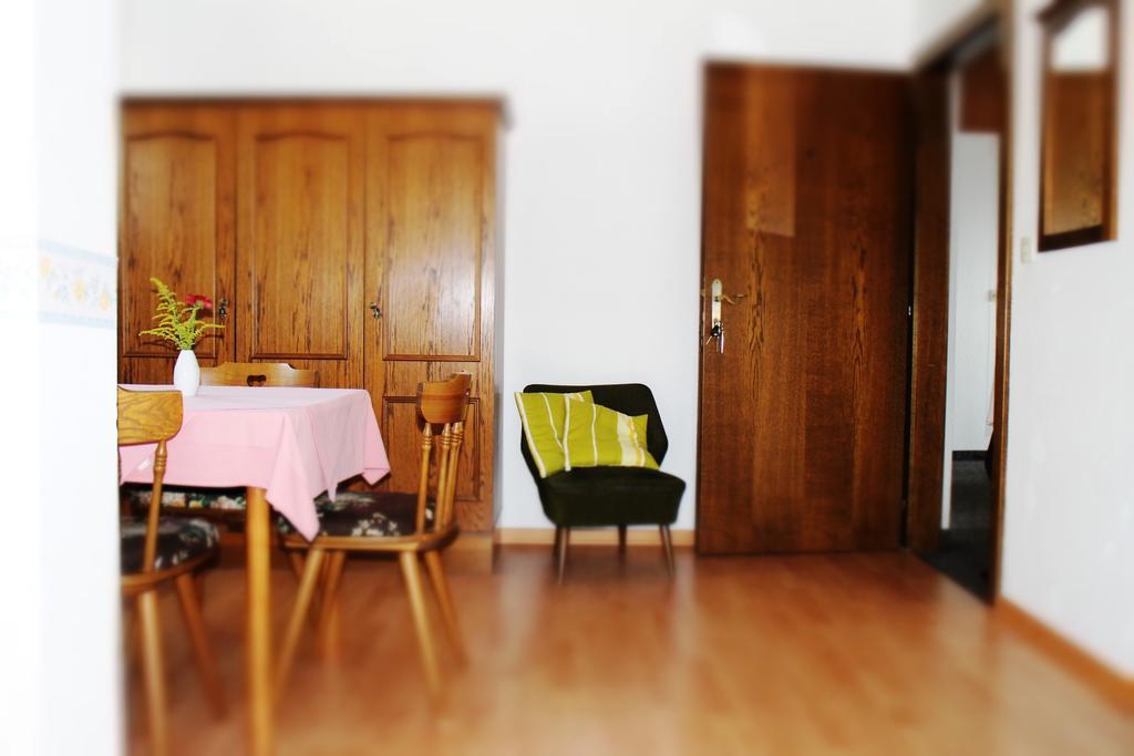 Hofer Hostal Villach Habitación foto