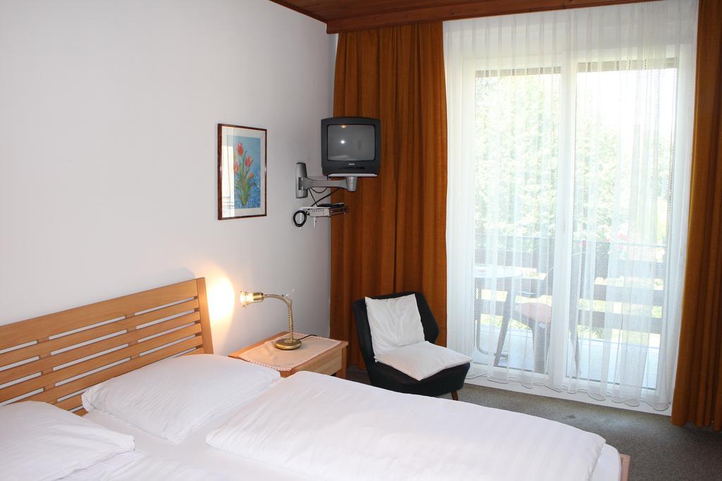 Hofer Hostal Villach Exterior foto