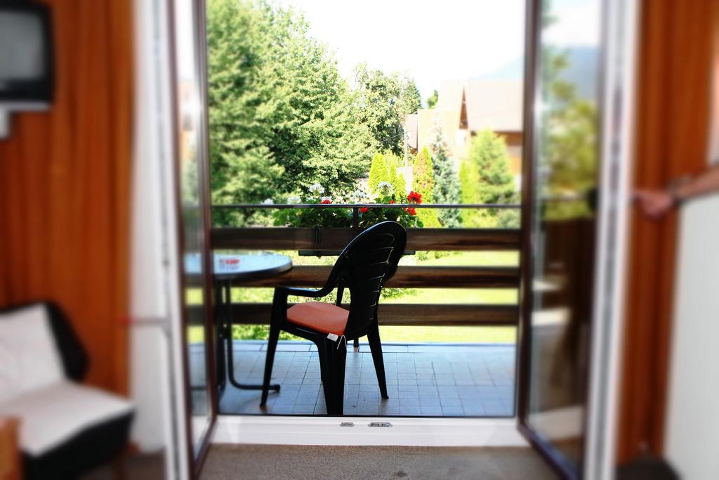 Hofer Hostal Villach Habitación foto